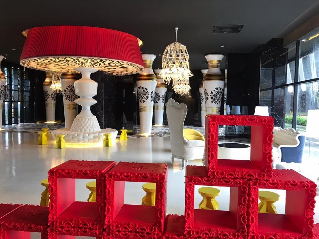 Arte Mont Kiara Host By Host Corner Suites Kuala Lumpur Exterior foto