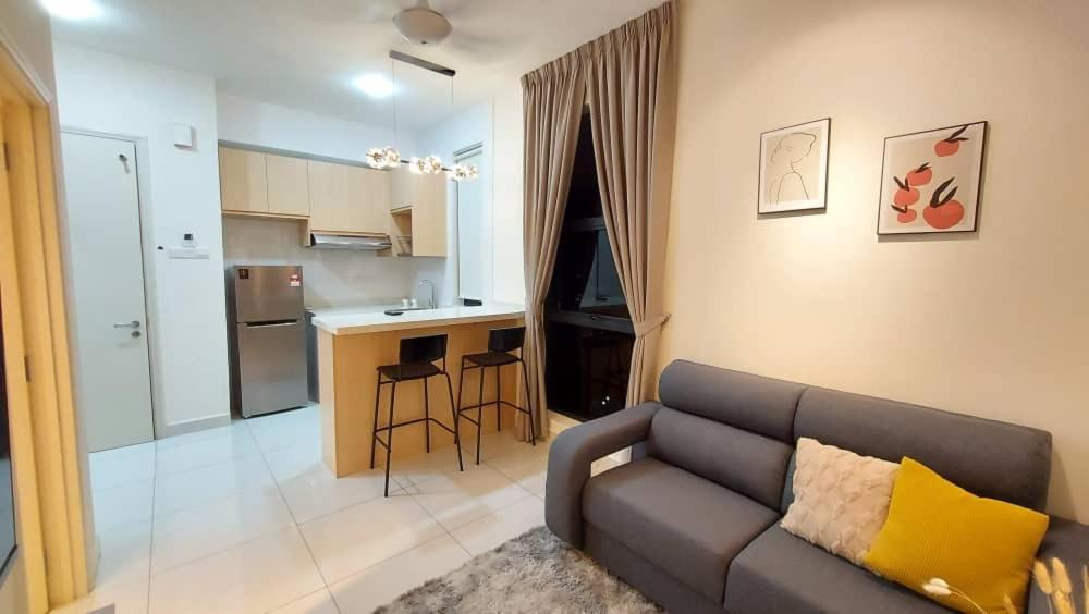 Arte Mont Kiara Host By Host Corner Suites Kuala Lumpur Exterior foto
