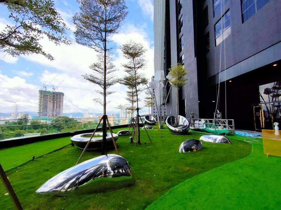 Arte Mont Kiara Host By Host Corner Suites Kuala Lumpur Exterior foto
